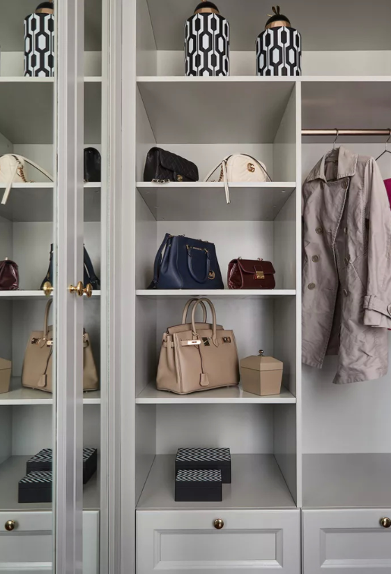 如何收纳衣服整理衣柜？收纳整理有窍门，超实用，纯干货！